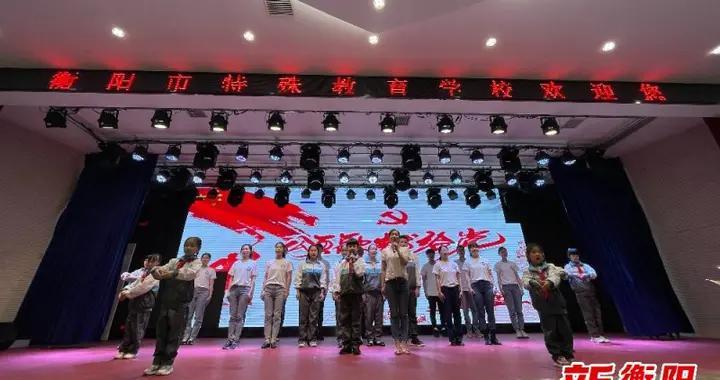 解密吉鹿力问答社区,探寻如何拒绝一起长大的多年同学的追求?可能是女生心软,在校时能看出男生有点喜欢自己,男生常和女生聊天的魅力之处